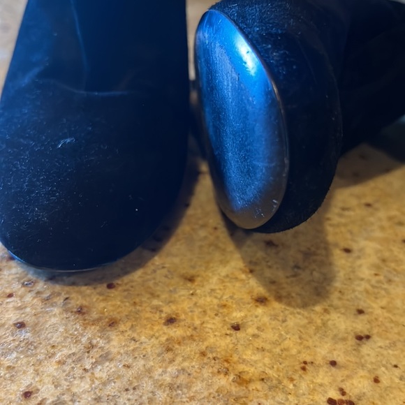 Louis Vuitton Black a suede Wedge Boots - Picture 8 of 10